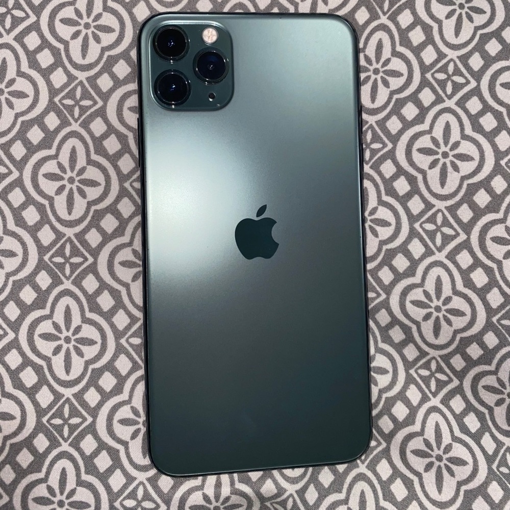 iPhone 11 Pro Max Midnight Green 256 gig